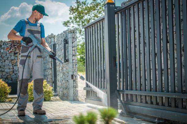 Spring Cleaning in Mastic Beach, NY